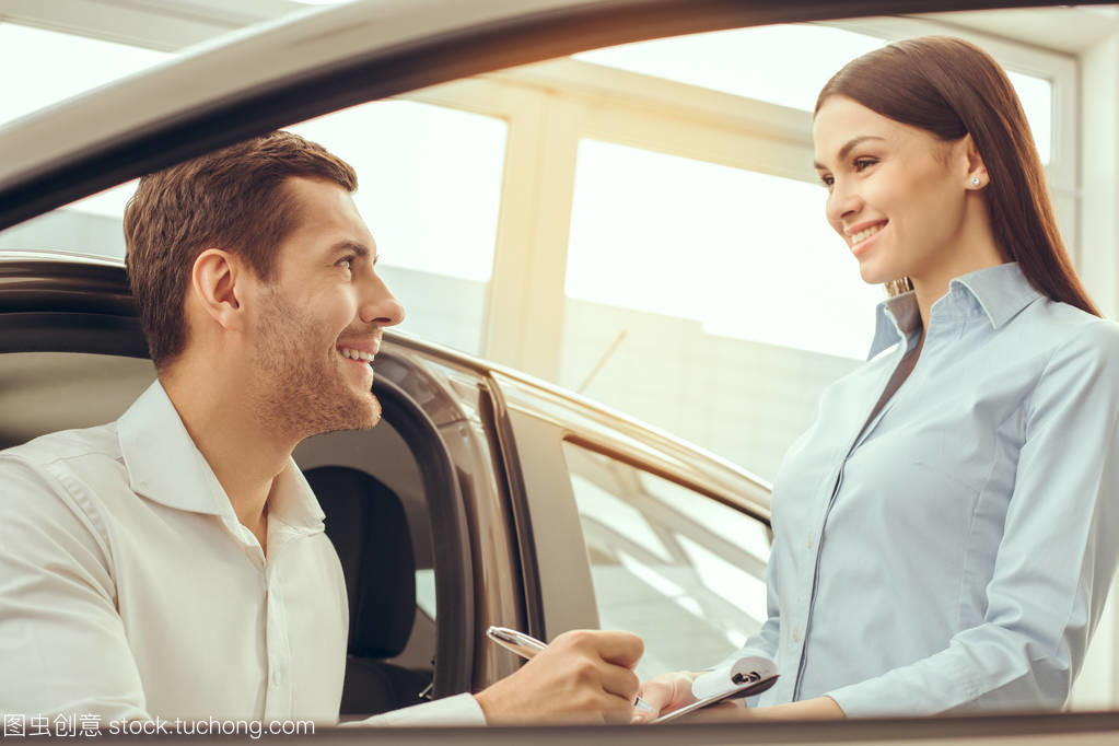 從試駕到安家 現代年輕人的消費理念轉型